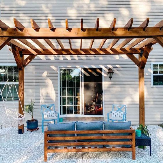https://www.ogdendecks.com/uploads/5/6/0/8/56087945/pergola_orig.jpg